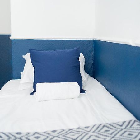 Ocean Breeze Rooms Brighton Exterior photo