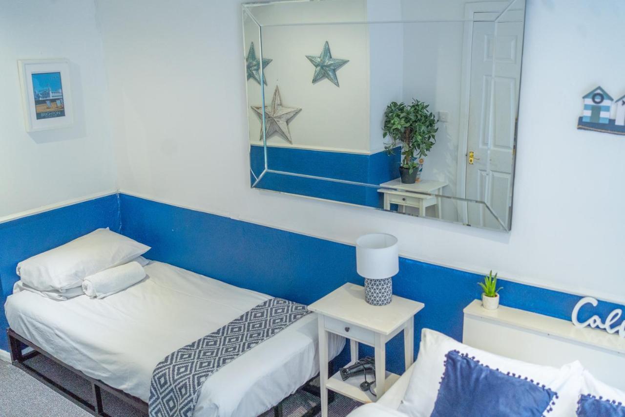 Ocean Breeze Rooms Brighton Exterior photo